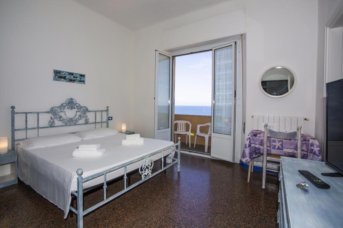 Albergo Miramare Bergeggi Exteriér fotografie