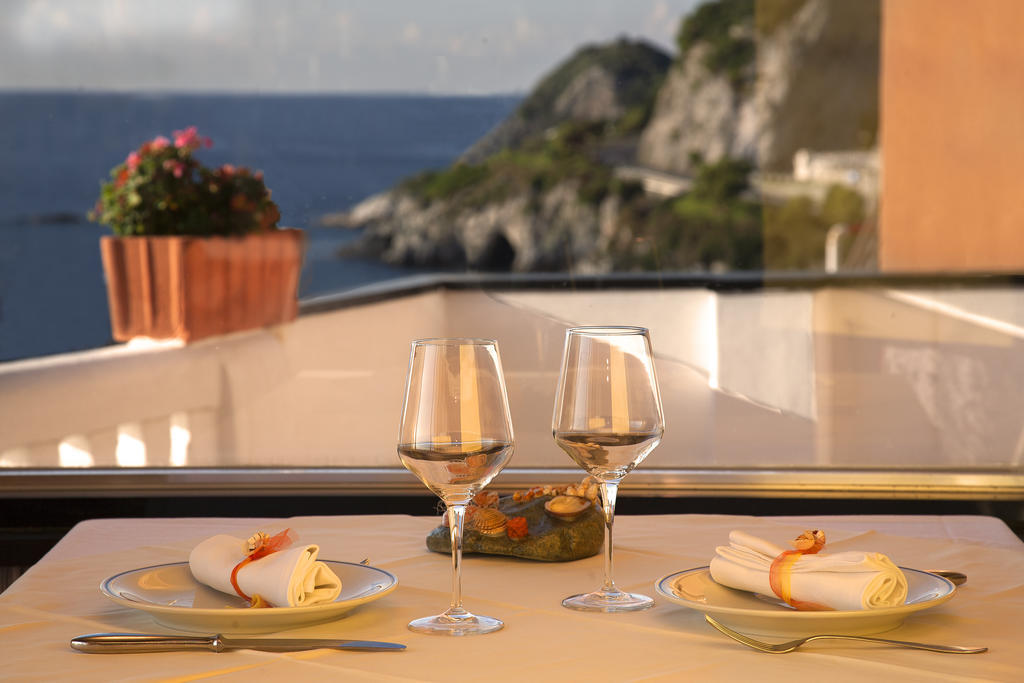 Albergo Miramare Bergeggi Exteriér fotografie