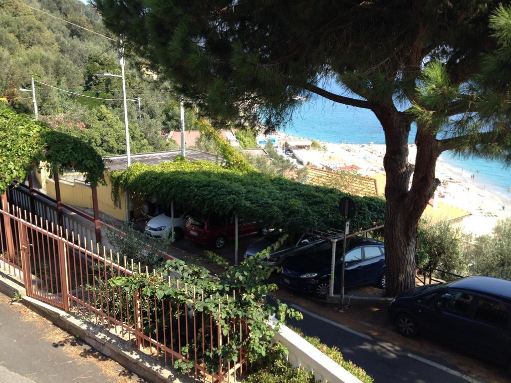 Albergo Miramare Bergeggi Exteriér fotografie