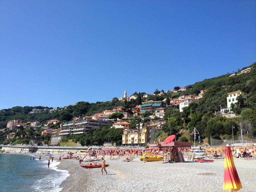 Albergo Miramare Bergeggi Exteriér fotografie