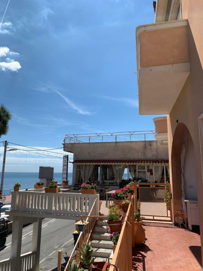 Albergo Miramare Bergeggi Exteriér fotografie